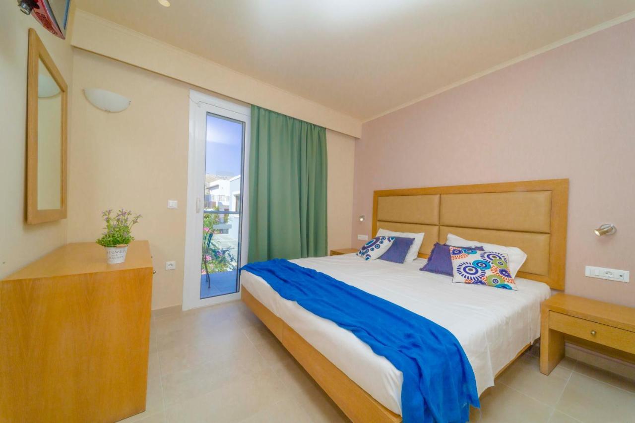 Amaryllis Front Beach Hotel 拉多斯 外观 照片