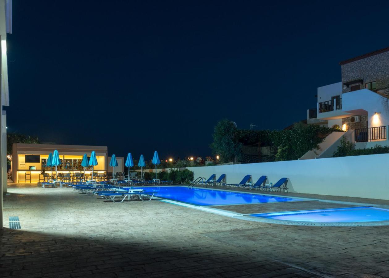 Amaryllis Front Beach Hotel 拉多斯 外观 照片