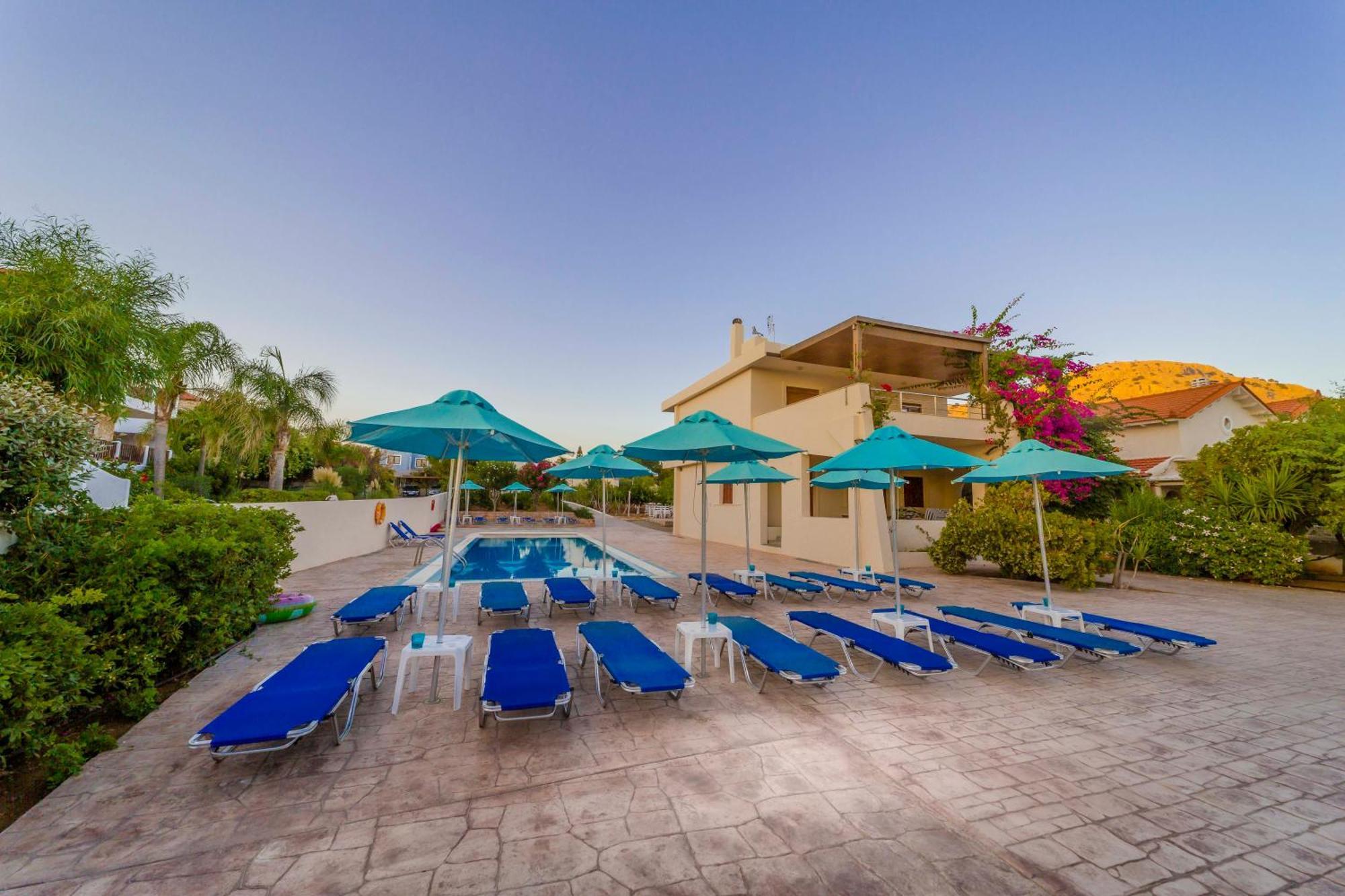 Amaryllis Front Beach Hotel 拉多斯 外观 照片
